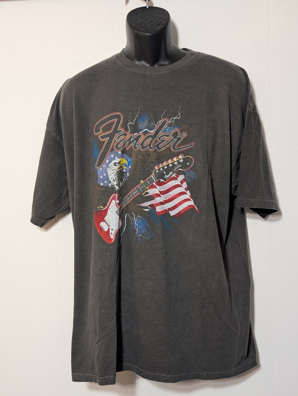 Men's Fender Guitar American Flag Bald Eagle Vintage Wash Graphic Tee XXL